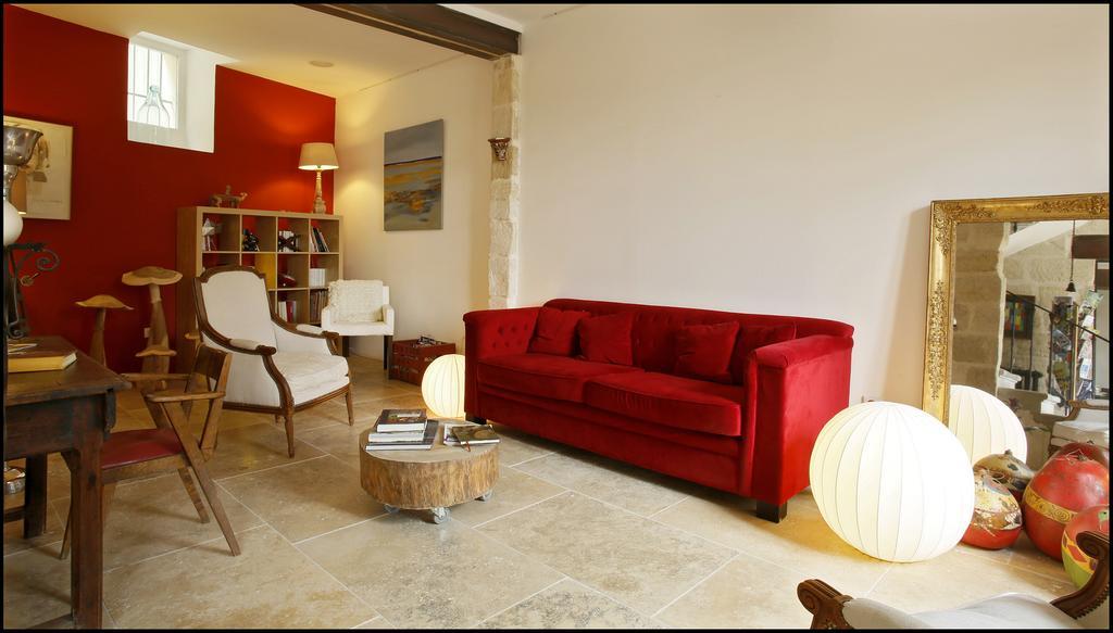 La Maison Rouge D'Uzes B&B Exteriör bild
