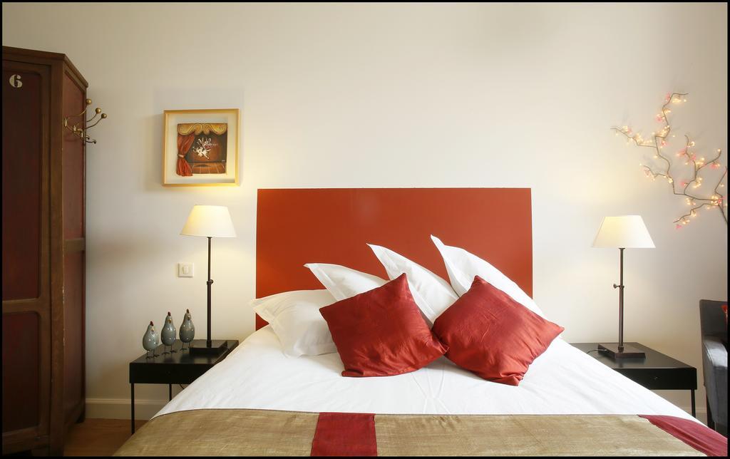 La Maison Rouge D'Uzes B&B Exteriör bild
