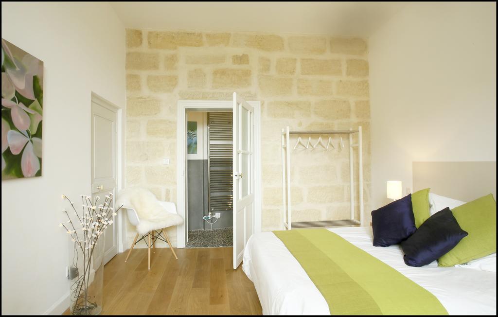 La Maison Rouge D'Uzes B&B Rum bild