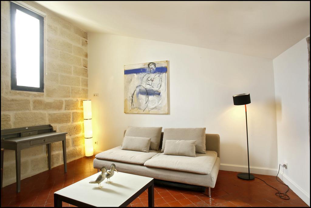 La Maison Rouge D'Uzes B&B Rum bild