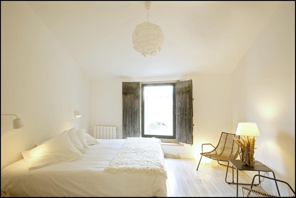 La Maison Rouge D'Uzes B&B Exteriör bild